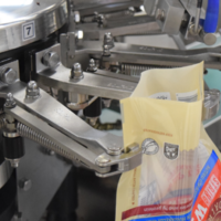 premade_pouch_packaging_machine_gripper_arms-066040-edited.png