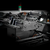 Reel holder - Pneumatically expanding upper reel holder shaft, for a firm hold of the film reels. It provides axial adjustment on the operator’s side, which can be operated while the machine is running.