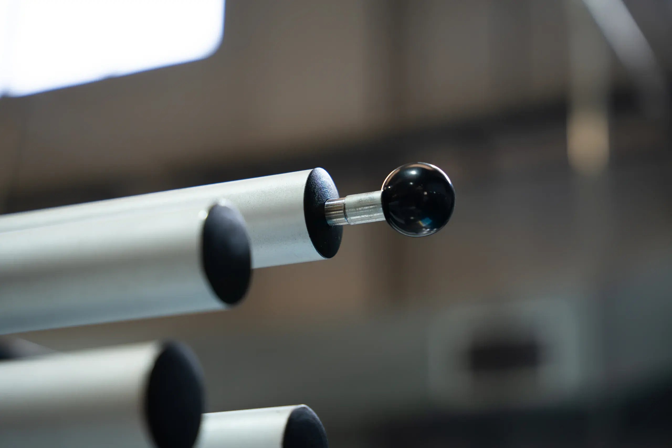 Single knob film threading on an XR9 flow wrapper